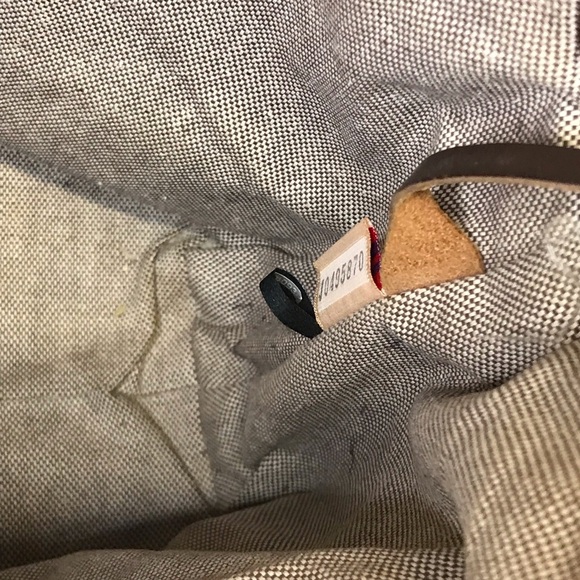 Dooney & Bourke Brown Leather Croc Embossed Tote Handbag Shoulder Purse - Picture 16 of 16